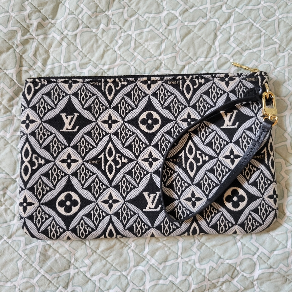 🖤LOUIS VUTTON NWT Authentic Since 1854 Jacquard Pochette